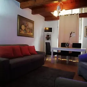Apartament Coronari 45, Rzym